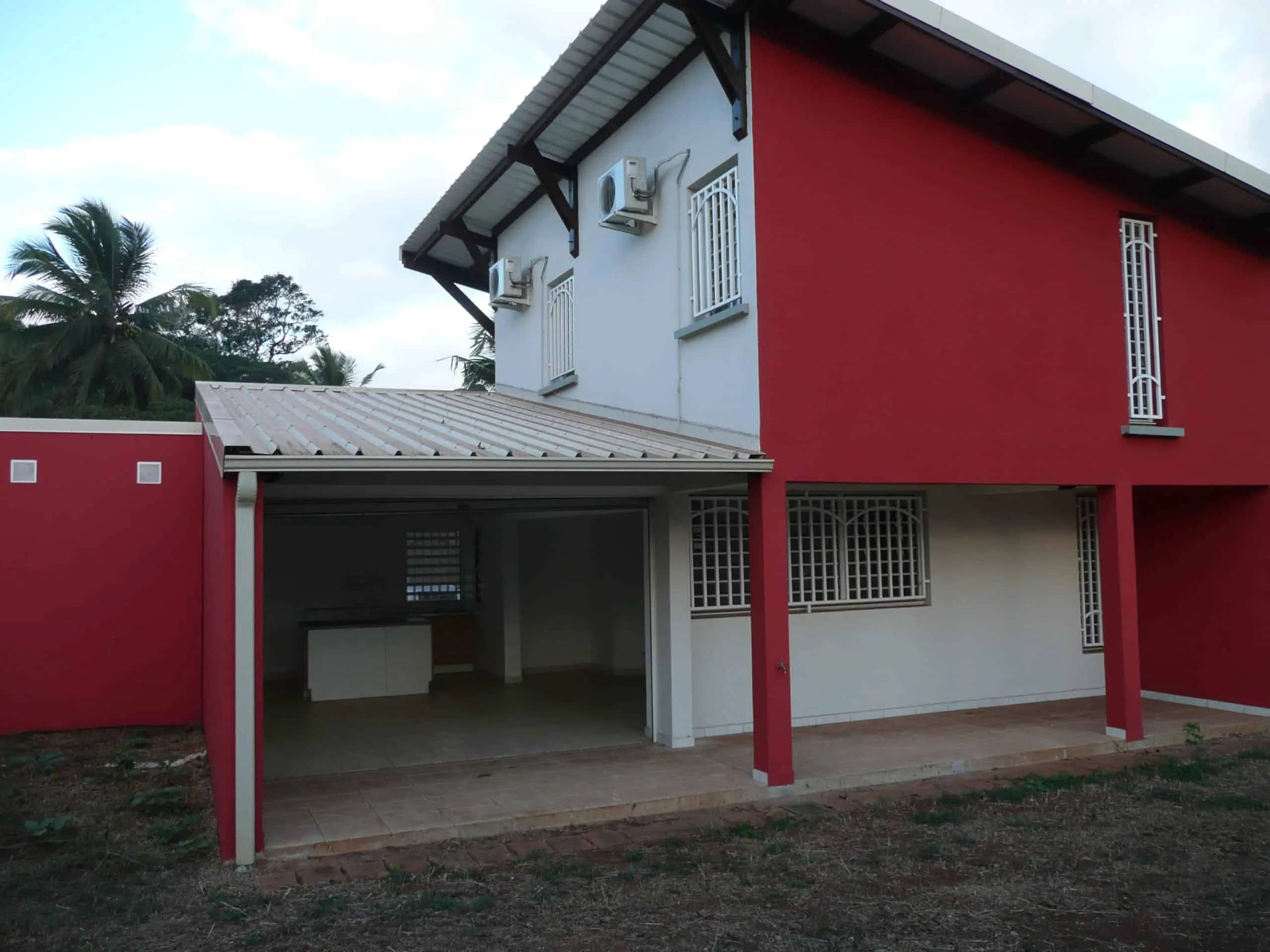Loue maison a Mirereni (combani)