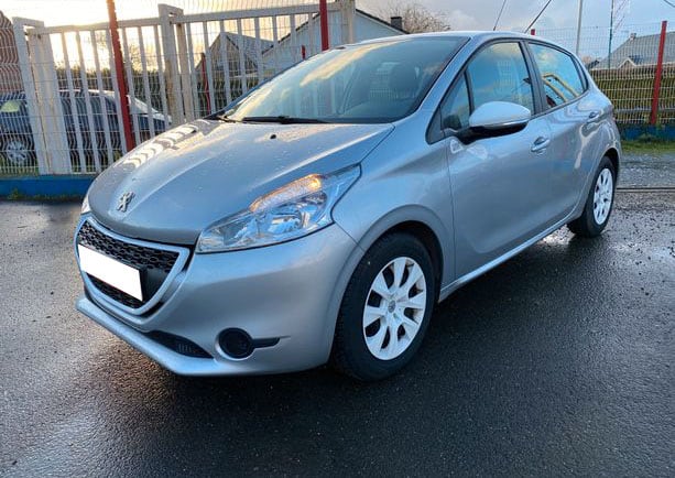 Peugeot 208 1.0 VTI like 68ch (2015—-40.200Kms)