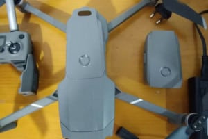 Dji mavic 2 zoom avec 2 battéries