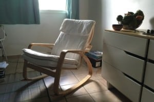 Vends Fauteuil de relaxation à bascule IKEA-POANG