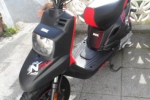 MBK stunt 50  Rouge