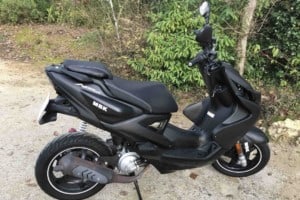 SCOOTER NITRO NAKED