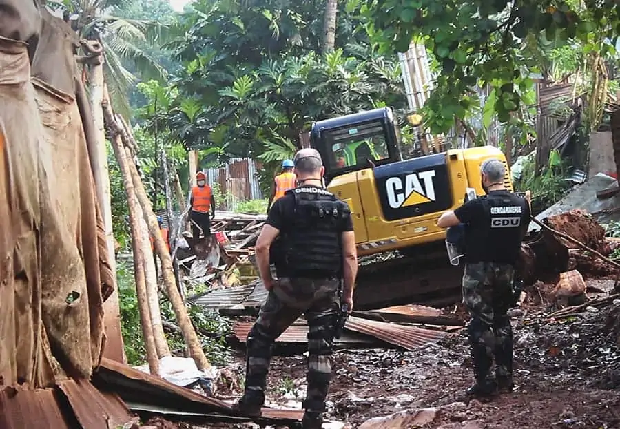 loi-elan-plus-grosse-operation-destructions-bangas-koungou