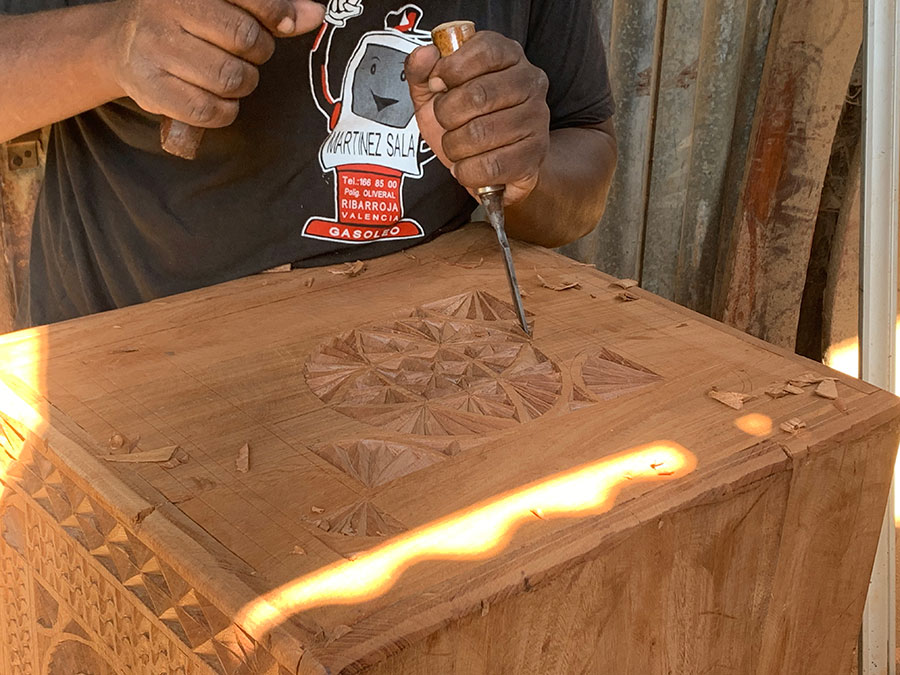 atelier-tailleur-bois-mayotte