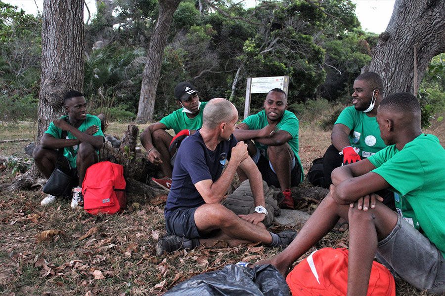 bivouac-saziley-sensibilisation-environnement-jeunes-mtsamoudou