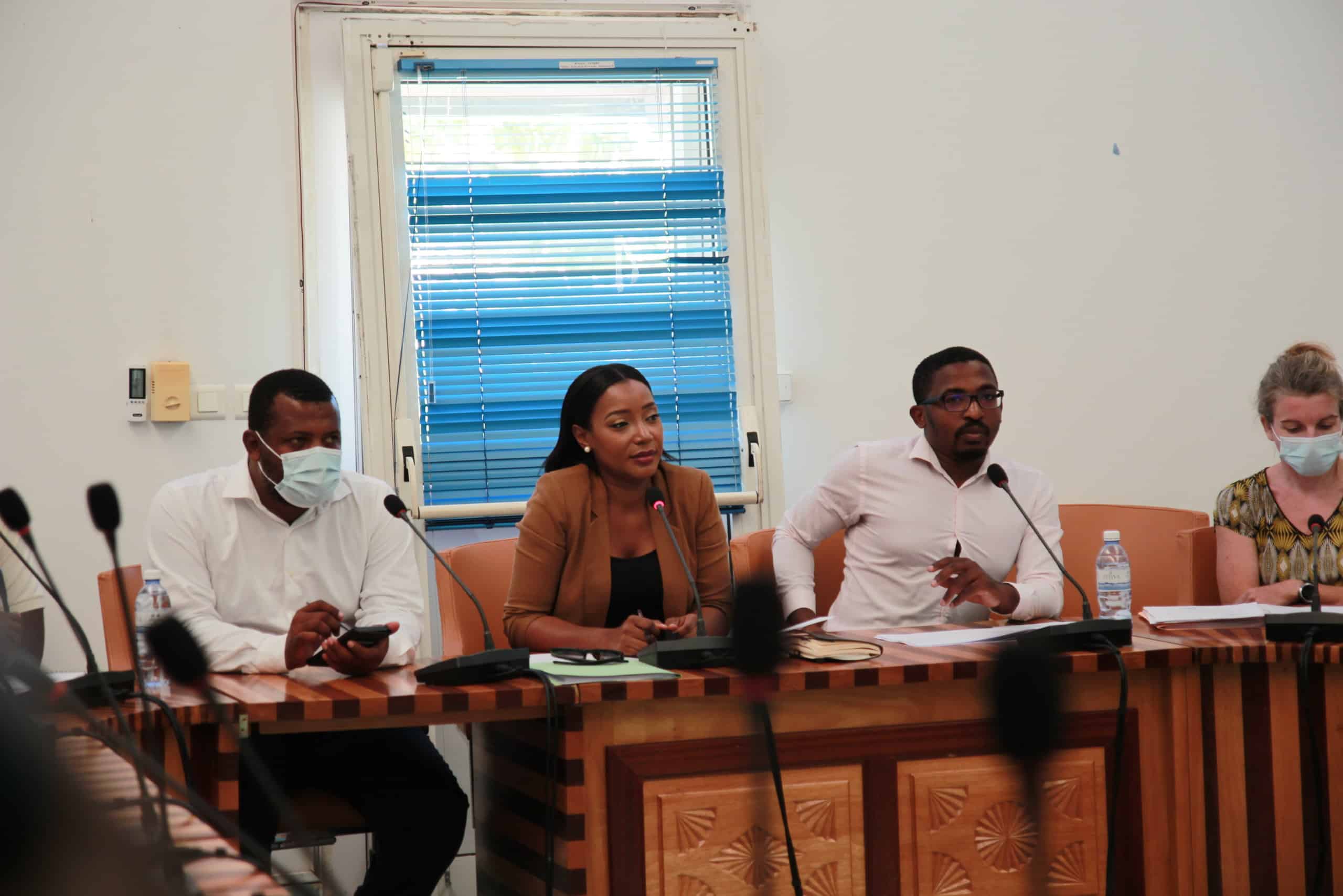 crc-smeam-finances-deficit