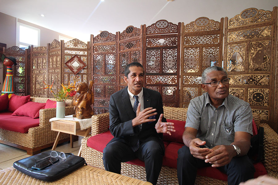 associatif-gouverneur-regional-rotary-club-visite-mayotte associatif-gouverneur-regional-rotary-club-visite-mayotte