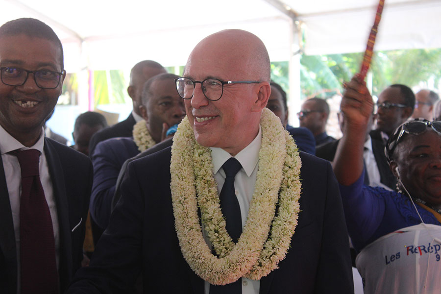 campagne-valerie-pecresse-eric-ciotti-promet-fin-droit-sol-mayotte