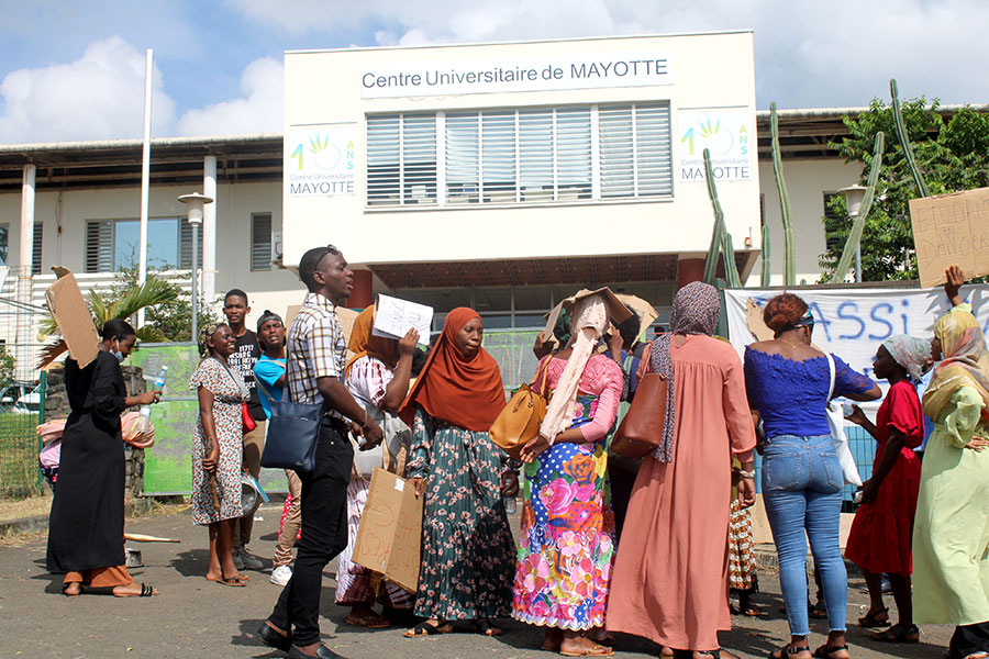 etudiants-greve-contre-insecurite