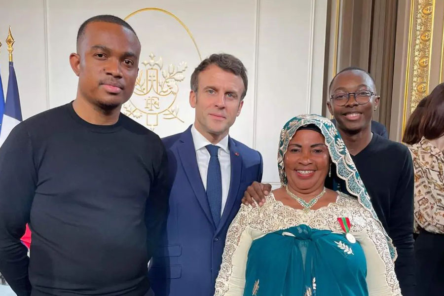 medaille-enfance-famille-charafina-ali-bacari-direct-elysee