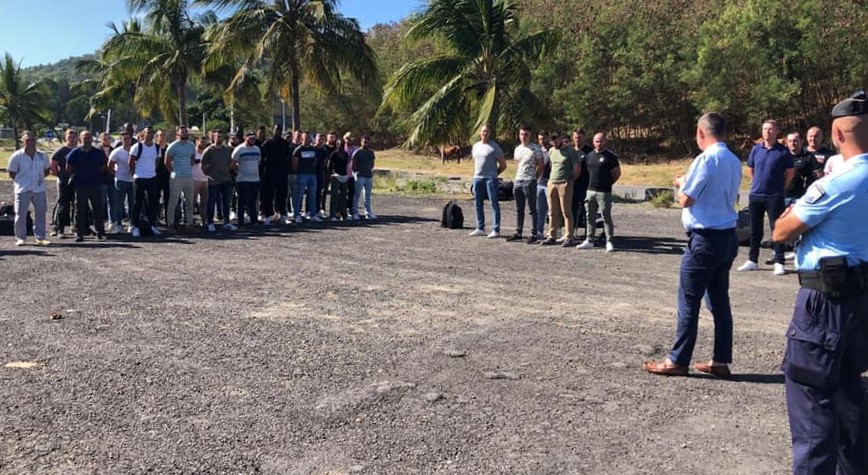 renforts-gendarmes-mobiles-arrives-mayotte