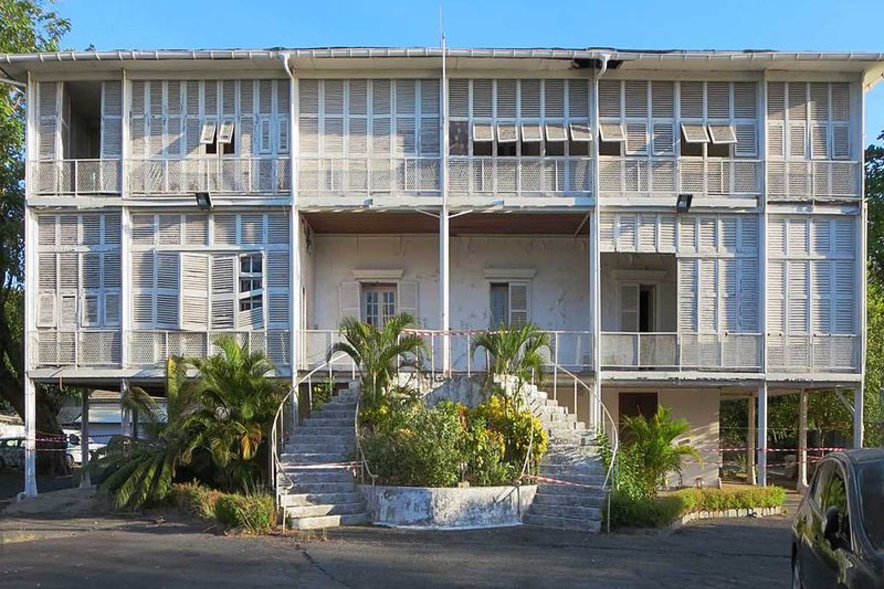 la-residence-des-gouverneurs-de-dzaoudzi-selectionnee-par-la-mission-bern