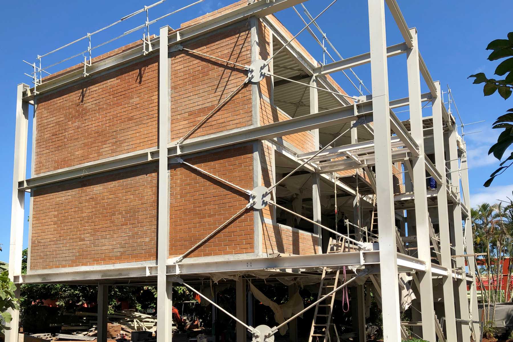 vers-une-modernisation-des-presses-a-briques-de-terre