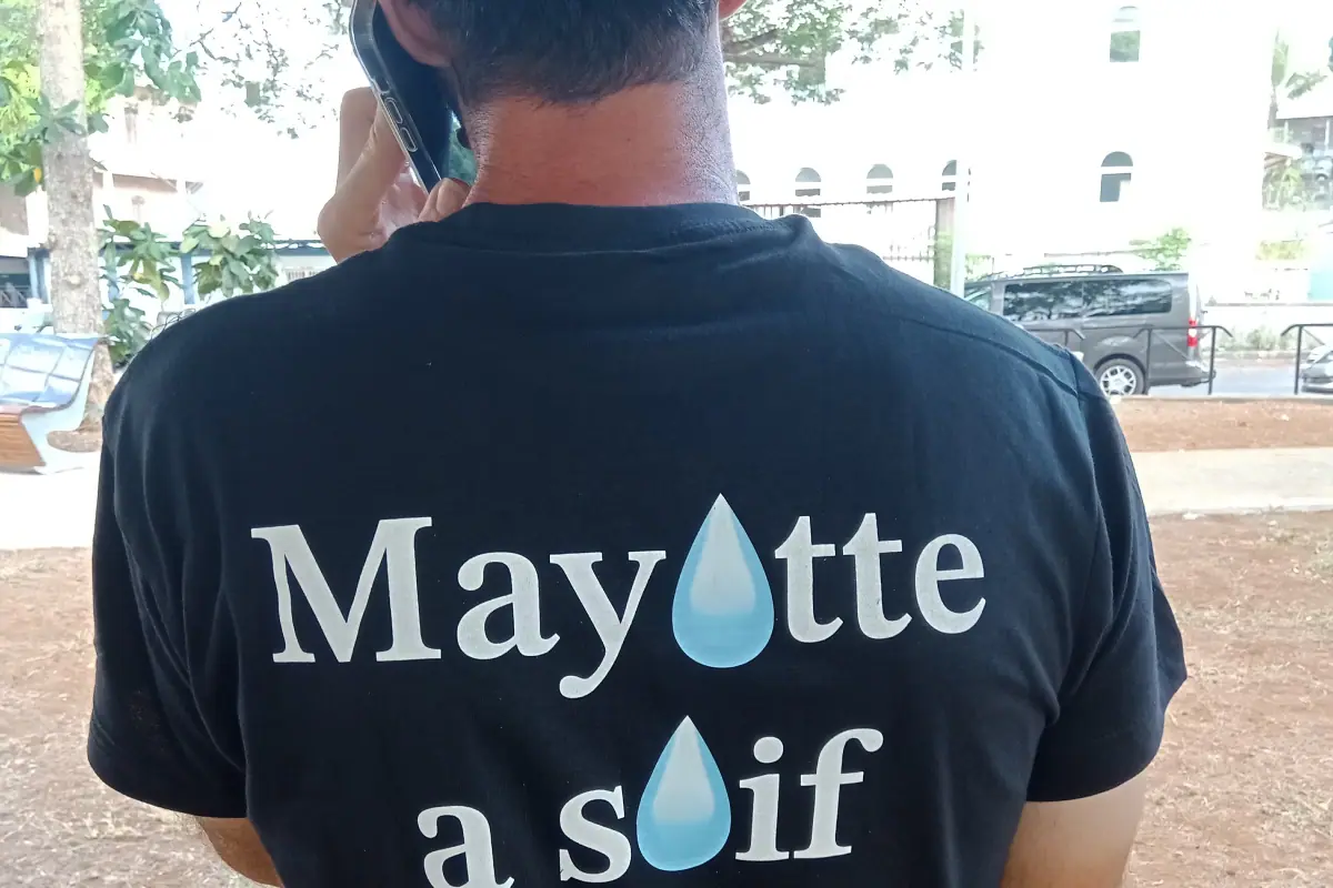 crise-de-leau-la-manifestation-de-ce-lundi-laisse-les-organisateurs-sur-leur-soif