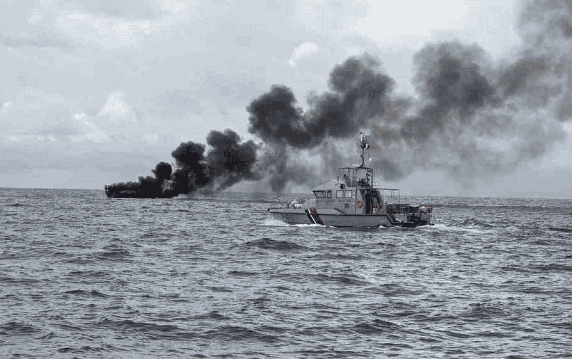 suspecte-trafic-stupefiants-equipage-feu-son-voilier