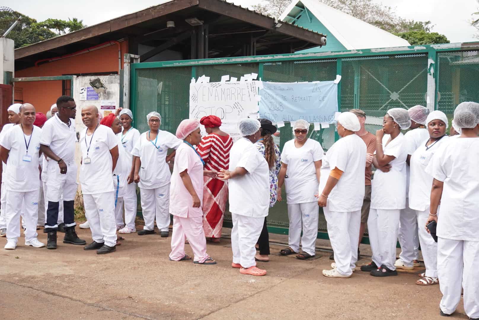 personnel-du-dispensaire-de-kahani-en-droit-de-retrait-ce-lundi