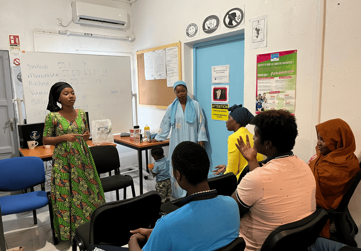 la-mission-locale-mahoraise-distribue-800-kits-dhygiene-sur-le-territoire la-mission-locale-mahoraise-distribue-800-kits-dhygiene-sur-le-territoire