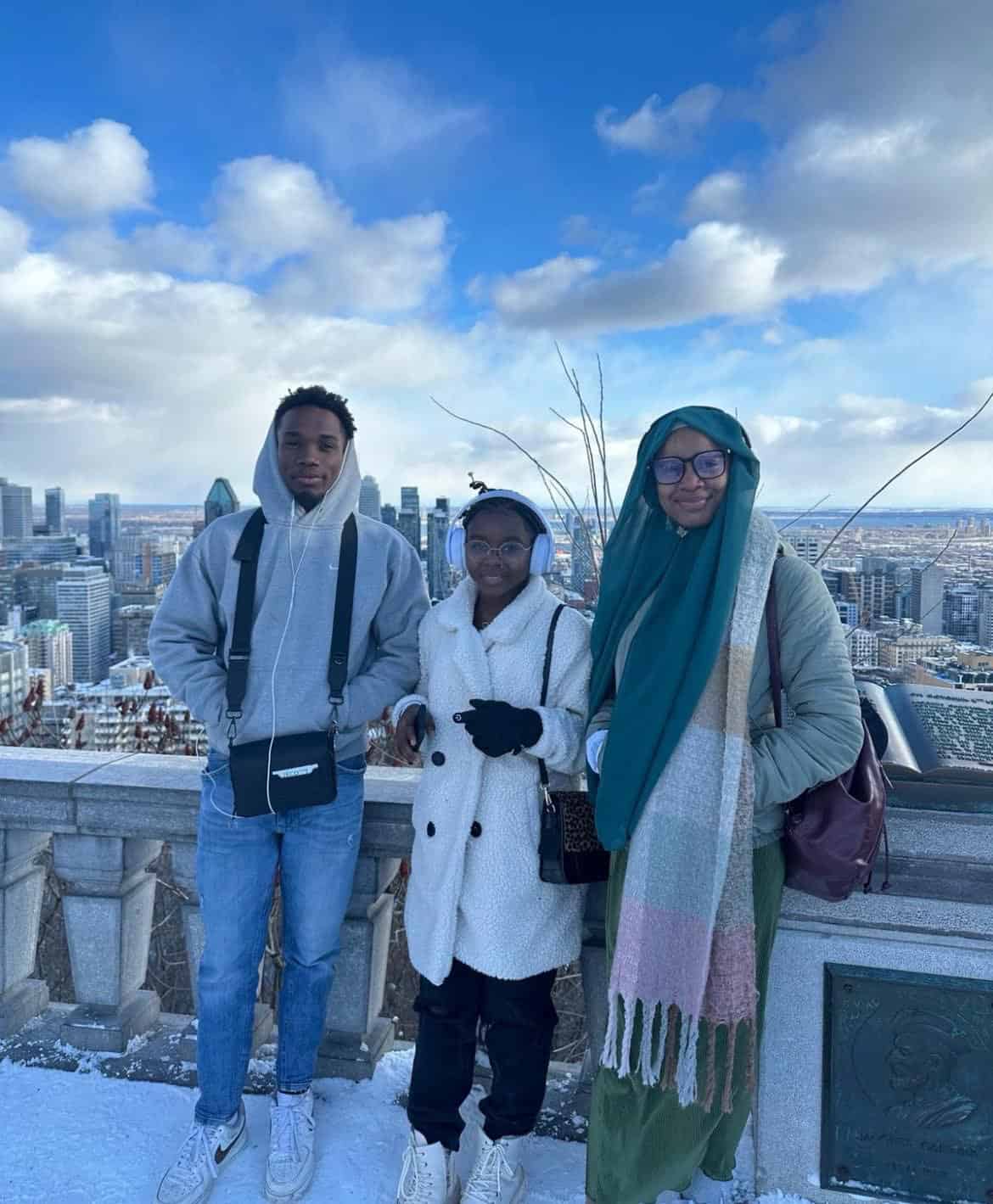 ces-jeunes-mahorais-senvolent-au-quebec-pour-leurs-etudes ces-jeunes-mahorais-senvolent-au-quebec-pour-leurs-etudes