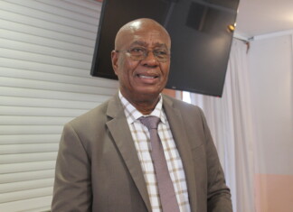 Un voyage à Moroni qui fait des vagues