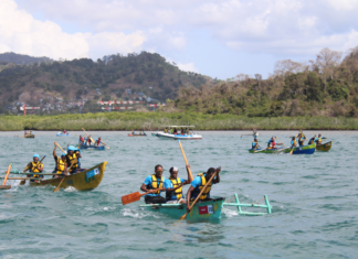 Course de pirogues : Ils étaient 120 à se lancer à l’assaut du lagon ce dimanche course-de-pirogues-ils-etaient-120-a-se-lancer-a-lassaut-du-lagon-ce-dimanche