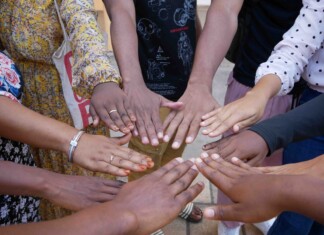 Des étudiants bloqués à Mayotte tirent la sonnette d’alarme des-etudiants-bloques-a-mayotte-tirent-la-sonnette-dalarme