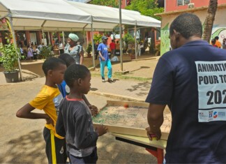 A Passamaïnty, les enfants à la poursuite de la caravane des jeux a-passamainty-les-enfants-a-la-poursuite-de-la-caravane-des-jeux