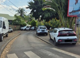 Un jeune homme meurt poignardé derrière le lycée Bamana ce jeudi un-jeune-homme-meurt-poignarde-derriere-le-lycee-bamana-ce-jeudi