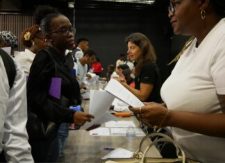 « Un premier contact avec le monde du travail » au lycée des Lumières un-premier-contact-avec-le-monde-du-travail-au-lycee-des-lumieres
