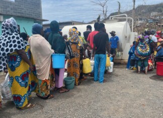 Cyclone Chido : dans le nord de Mayotte, la sensation d’être délaissés cyclone-chido-dans-le-nord-de-mayotte-la-sensation-detre-delaisses