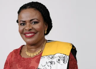 “Si l’État traite Mayotte comme un bidonville géant, qu’il ait le courage de le dire !” Anchya Bamana, députée de la deuxième circonscription de Mayotte