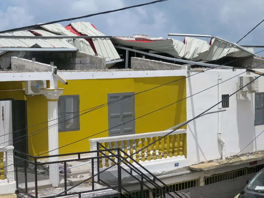 50-de-nos-biens-ont-ete-detruits-apres-chido-limmobilier-de-mayotte-en-attente