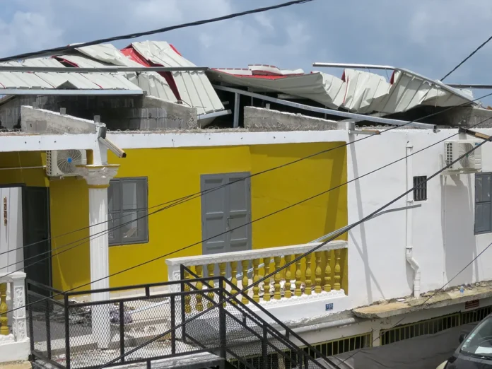 50-de-nos-biens-ont-ete-detruits-apres-chido-limmobilier-de-mayotte-en-attente