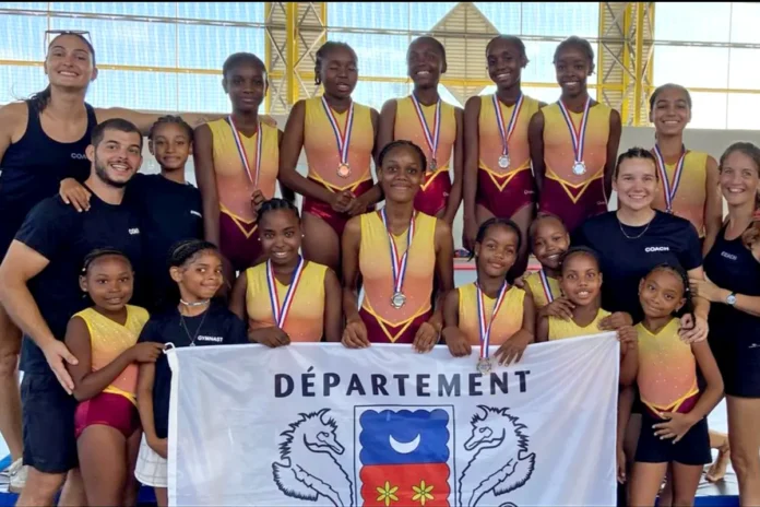 club-de-gym-de-mamoudzou-a-decroche-des-medailles-en-competition-a-la-reunion