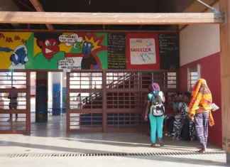 “Il faut regarder la réalité en face” : 5379 enfants non-scolarisés à Mayotte il-faut-regarder-la-realite-en-face-5379-enfants-non-scolarises-a-mayotte