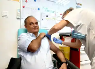 Chikungunya à Mayotte : le stade d’épidémie approchant, le directeur de l’ARS encourage la vaccination Chikungunya à Mayotte : le stade d’épidémie approchant, le directeur de l’ARS encourage la vaccination