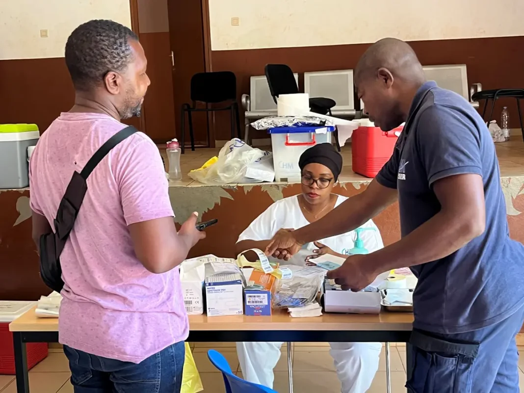 Chikungunya à Mayotte : « Les besoins de vaccination sont énormes », à la MJC de Miréréni, il est possible de se faire vacciner ce mercredi