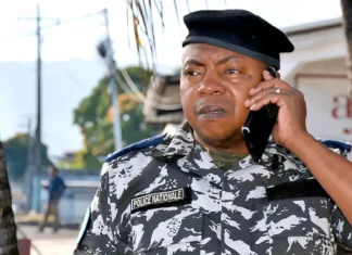 Comores : le chef de la sûreté lavé dans une affaire de trafic de passeports Comores : le chef de la sûreté lavé dans une affaire de trafic de passeports