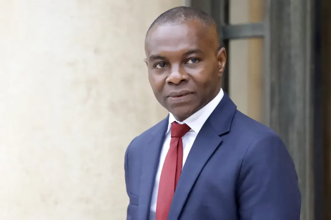 Le ministre Thani Mohamed-Soilihi en visite à Mayotte