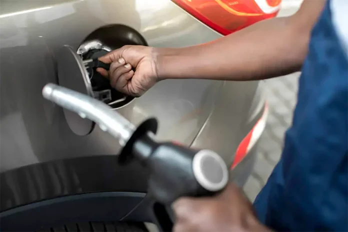 Les prix des carburants baissent de 4 centimes en mai à Mayotte