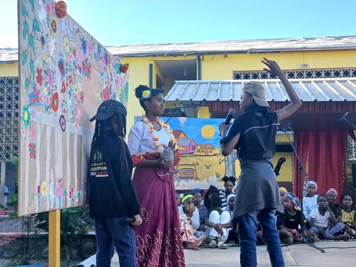 « Amani » : une comédie musicale « façon Disney » jouée par les collégiens de Labattoir