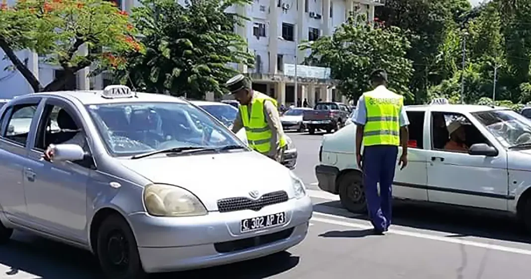 Comores : Les véhicules avec volant à droite dans le viseur de la police