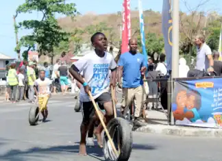 “La course de tous les enfants de Mayotte”, la traditionnelle course de pneus de retour le 29 juin “La course de tous les enfants de Mayotte”, la traditionnelle course de pneus de retour le 29 juin
