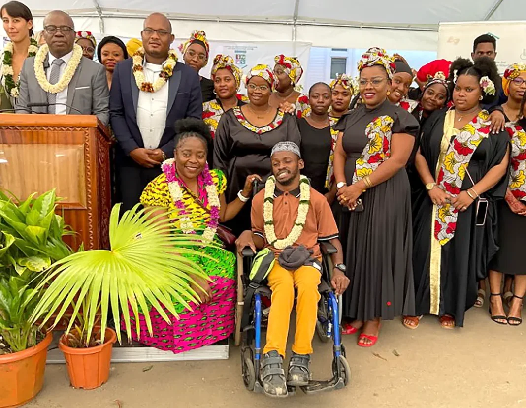 La MDPH inaugure ses minibus itinérants pour mieux accompagner les personnes en situation de handicap à Mayotte
