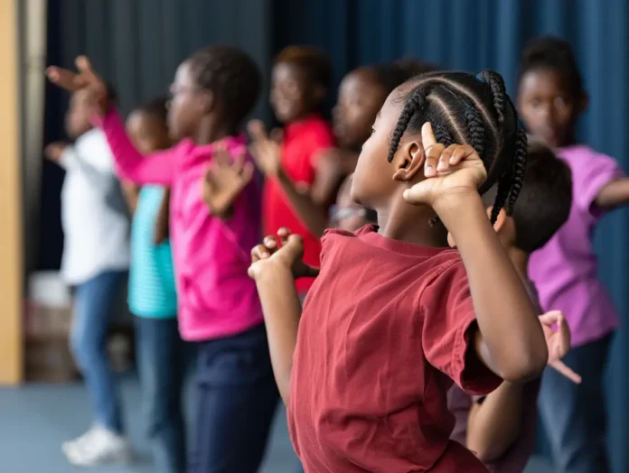 Les élèves du collège de Labattoir présentent une comédie musicale mercredi