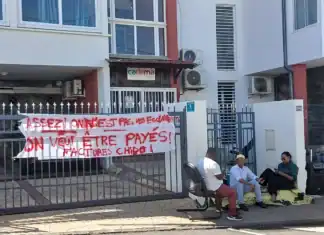 Manifestation des chefs d’entreprise devant la Cadema : le conflit en passe d’être résolu Manifestation des chefs d’entreprise devant la Cadema : le conflit en passe d’être résolu