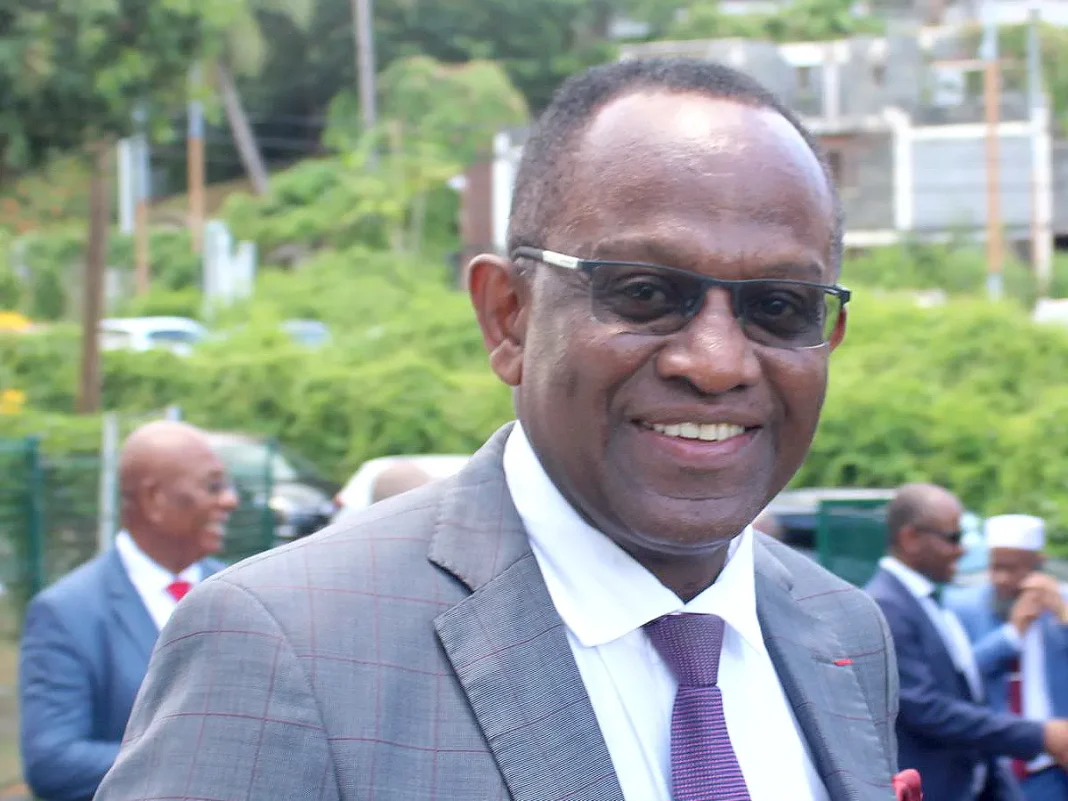 Refondation de Mayotte : le sénateur tance le bâtisseur désigné de Mayotte