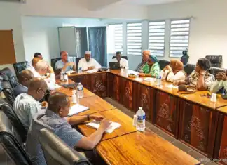 Commune de Dembéni : sur la trajectoire d’une mise sous tutelle de l’Etat Commune de Dembéni : sur la trajectoire d’une mise sous tutelle de l’Etat