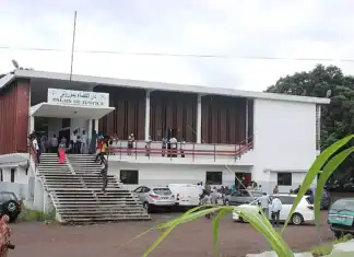 Comores : l’ex-directeur de l’Union des Meck condamné à quatre ans de prison Comores : l’ex-directeur de l’Union des Meck condamné à quatre ans de prison