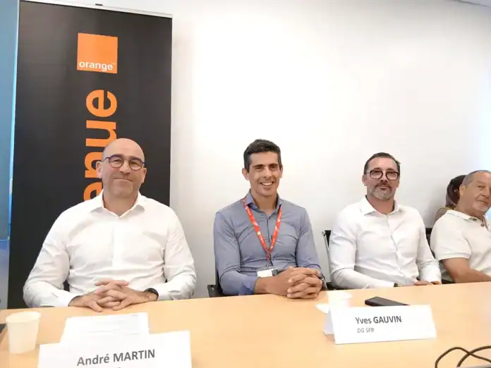 Fibre optique : Orange déploie son réseau sur ses fonds propres