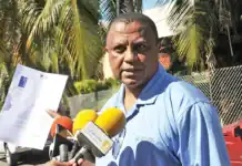 Mahamoud Azihary condamné pour diffamation, Kwezi relaxée : nouvel épisode dans l’affaire du marché des transports scolaires Mahamoud Azihary condamné pour diffamation, Kwezi relaxée : nouvel épisode dans l’affaire du marché des transports scolaires